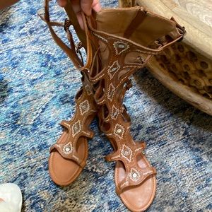Gladiator sandal